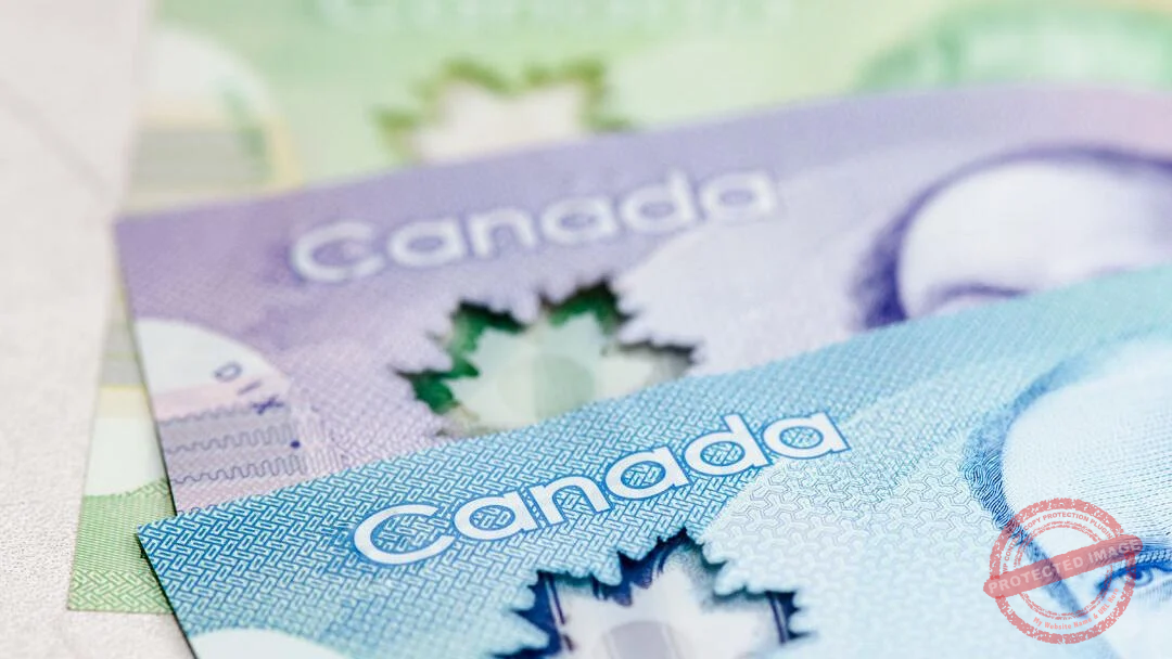 Fake Money Canada Differences Between Real and Replica Notes